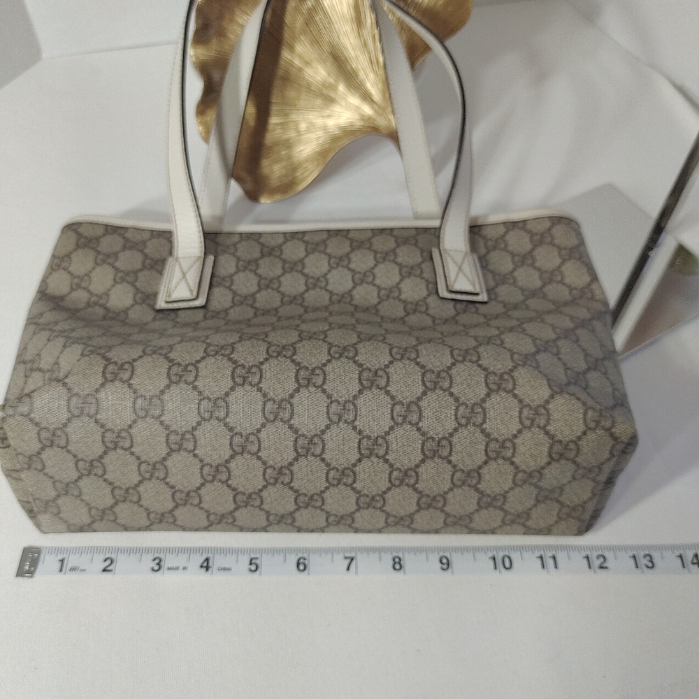 GUCCI GG Supreme Coated Canvas Tote - Picture 13 of 16